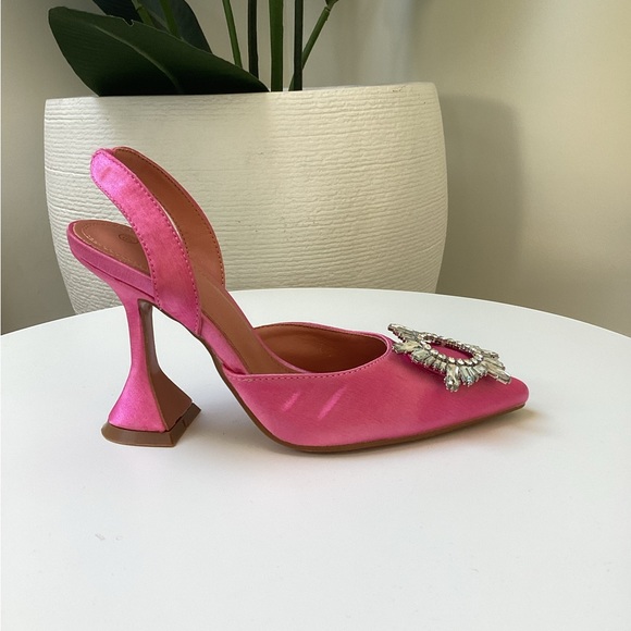Hot pink pumps - Picture 3 of 4